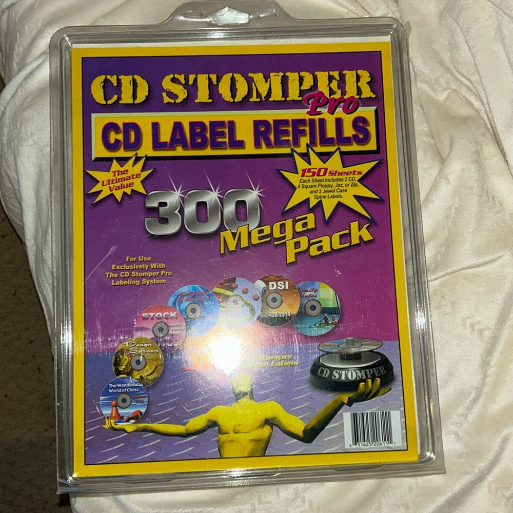 CD Stomper Pro CD Label refills. New in package. 300 count.